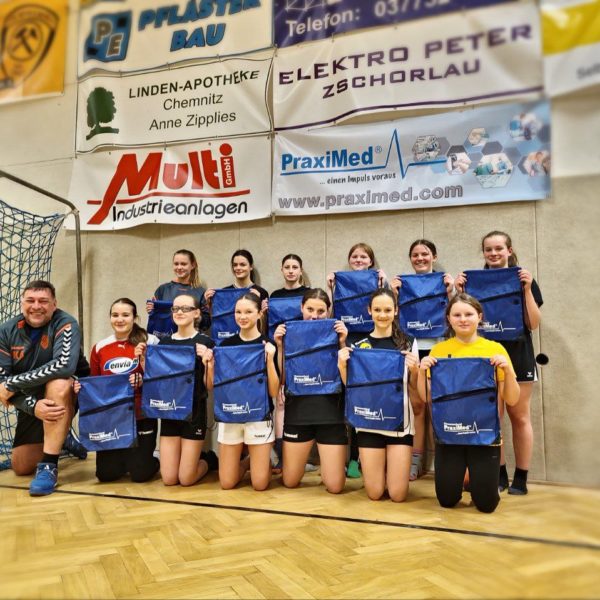 C-Jugend: Kleines Weihnachtsgeschenk von PraxiMed