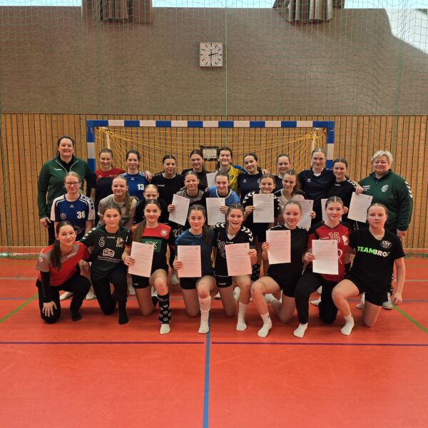 Landesauswahl 2010w zu Gast in Zschorlau