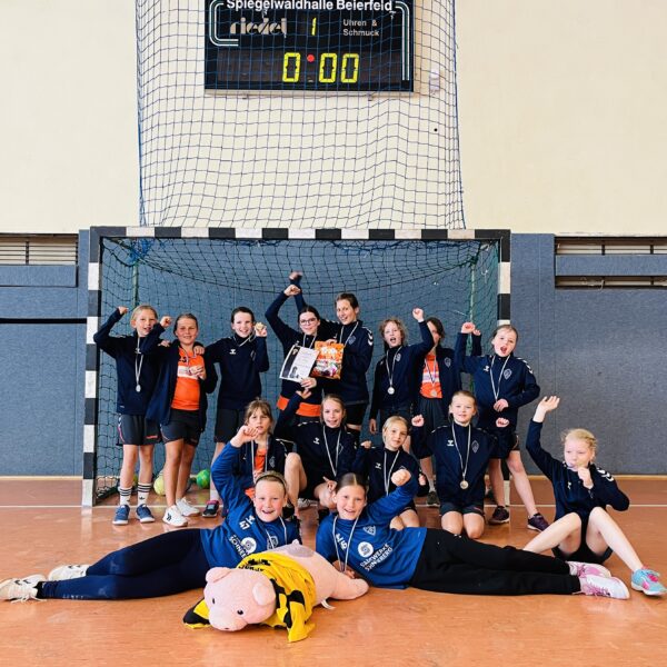 E-Jugend zu 100 Jahre Handball in Beierfeld