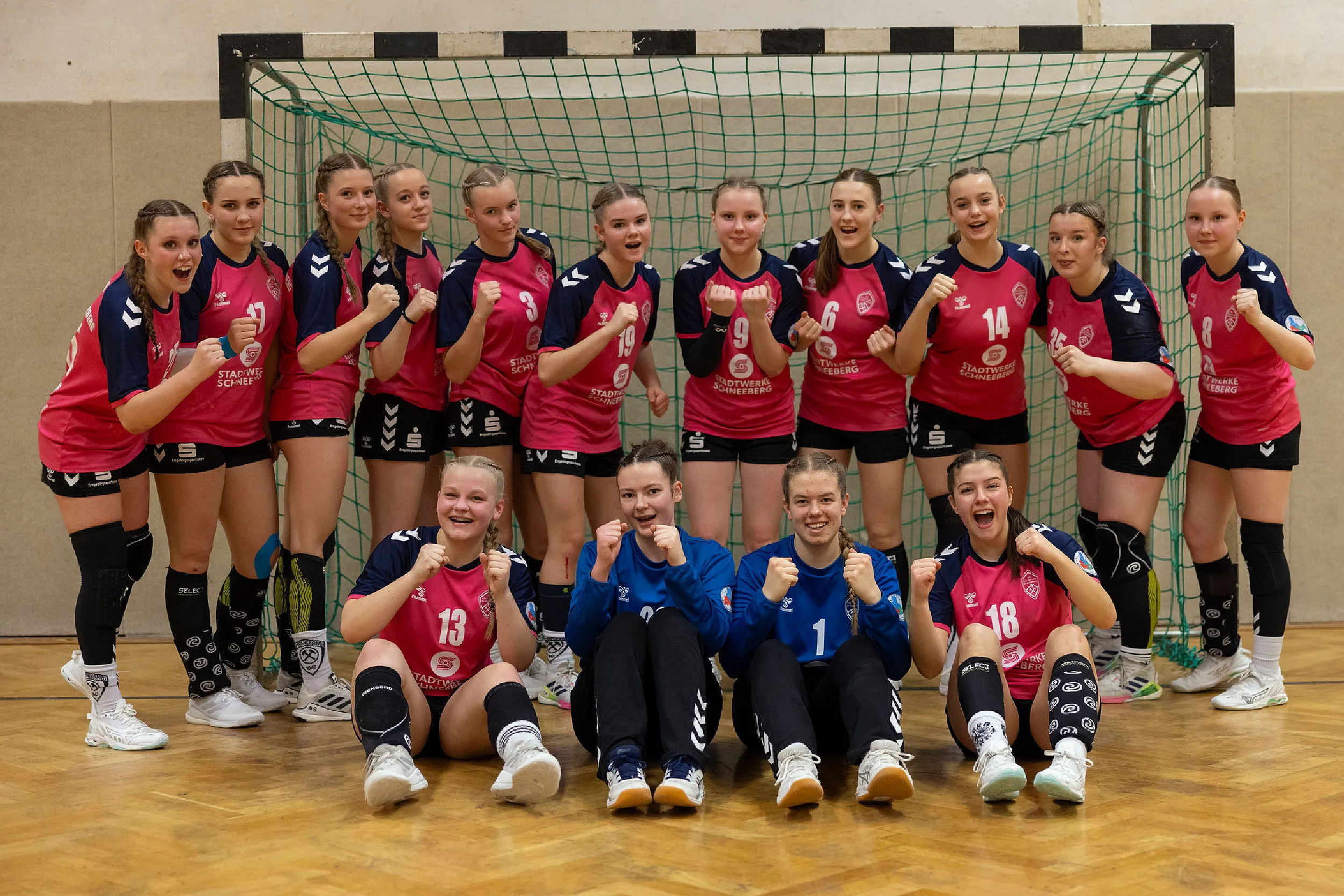 Bitteres Remis gegen den Tabellenführer: Unsere B-Jugend gibt Sieg spät&hellip;