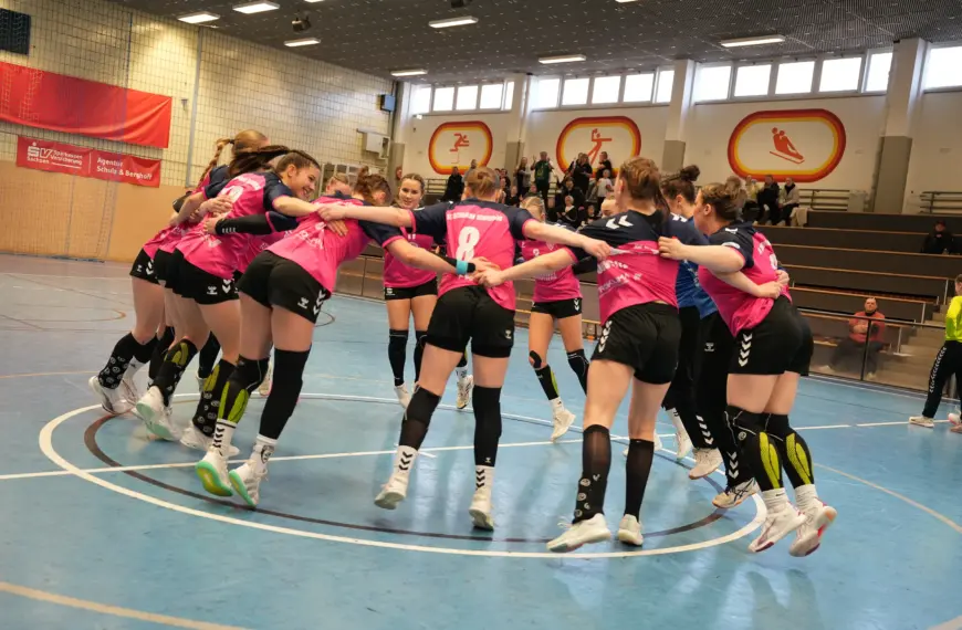 Knapper Auswärtssieg mit Schönheitsfehlern: Unsere B-Jugend holt&hellip;