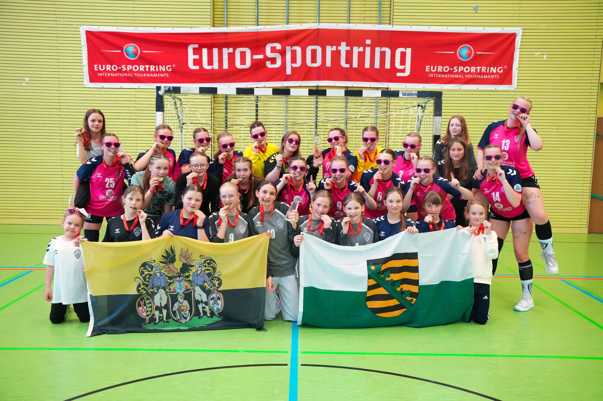 Osterwochenende für die Vereinsgeschichte: Unsere D-Jugend holt Platz drei, unsere…